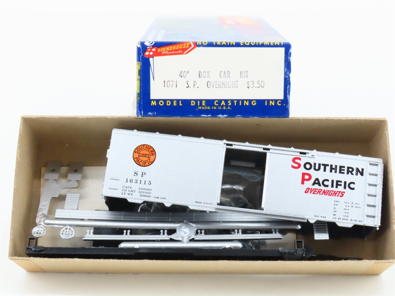 HO Scale Roundhouse Kit 1071 SP Southern Pacific Overnight 40' Box Car #163115