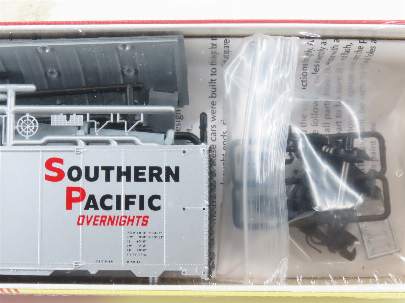 HO Scale Red Caboose Kit RC-8037-18 SP Southern Pacific Box Car #163347 - Sealed