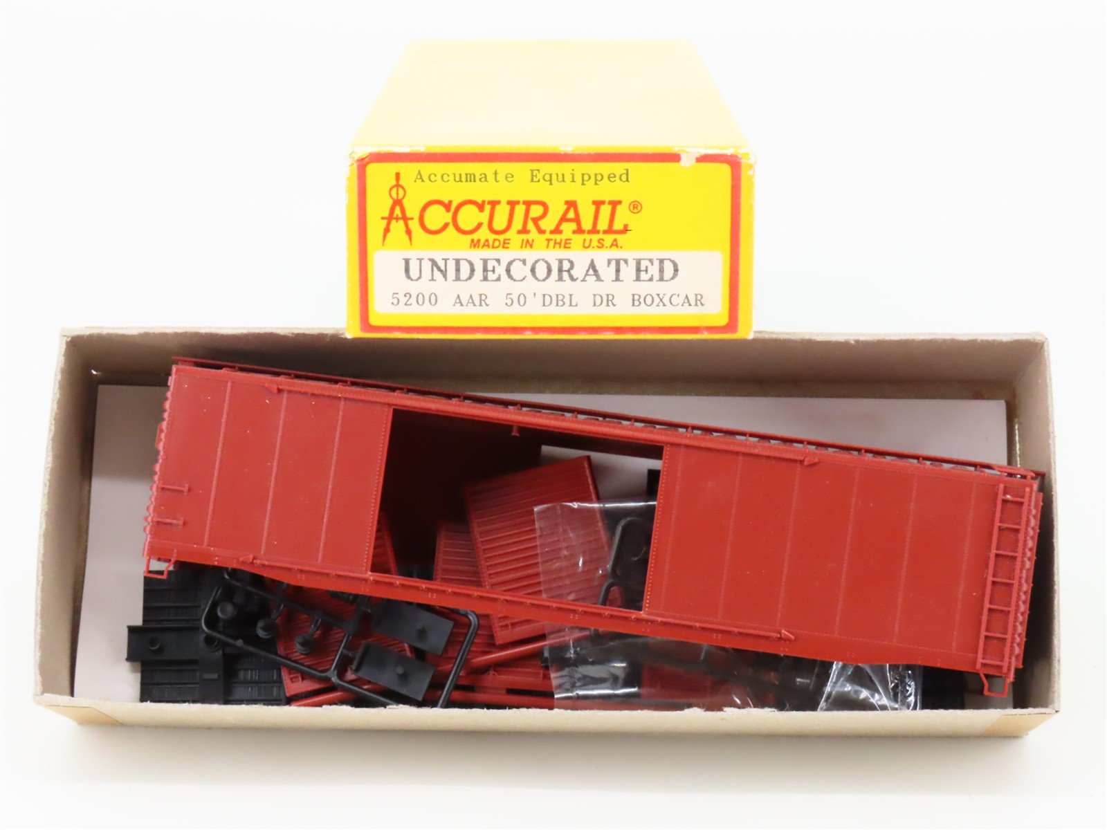HO Scale Accurail Kit 5200 Undecorated 50' Double Door Box Car - Sealed
