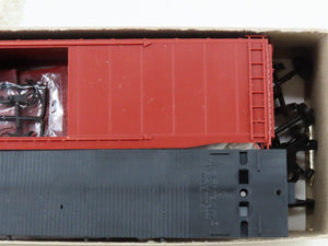 HO Scale Accurail Kit 5200 Undecorated 50' Double Door Box Car