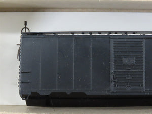 HO Scale Accurail Kit 3200 Undecorated 40' Single Door Steel Box Car