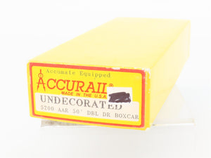HO Scale Accurail Kit 5200 Undecorated 50' Double Door Box Car