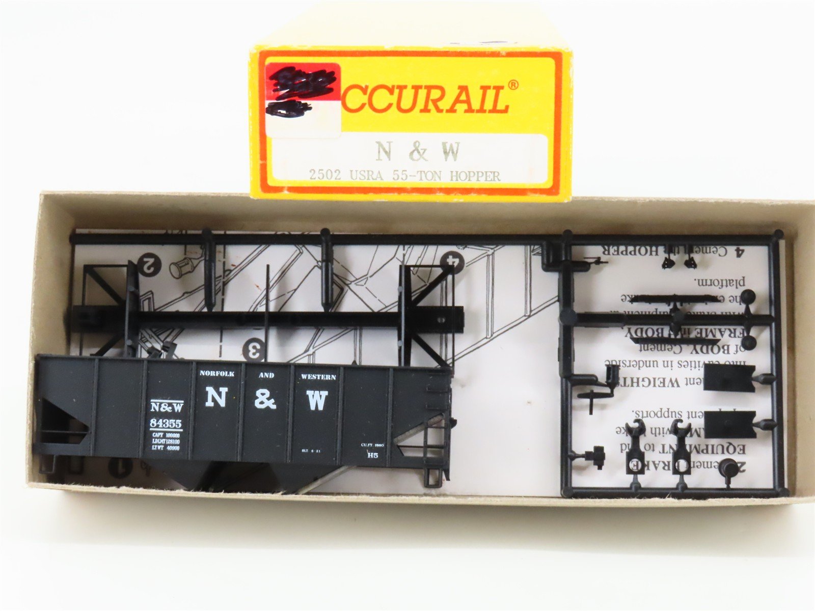 HO Scale Accurail Kit 2502 N&W Norfolk & Western 2-Bay Open Hopper #84355
