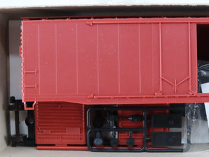 HO Scale Accurail Kit 5300 Undecorated 50' Combination Door Box Car