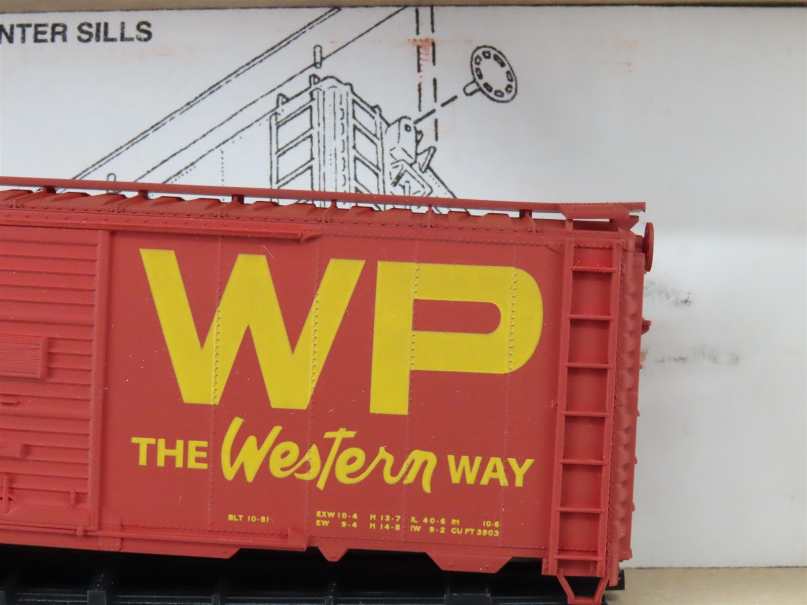 HO Scale Accurail Kit 3516 WP Western Pacific 40' Steel Box Car #20346