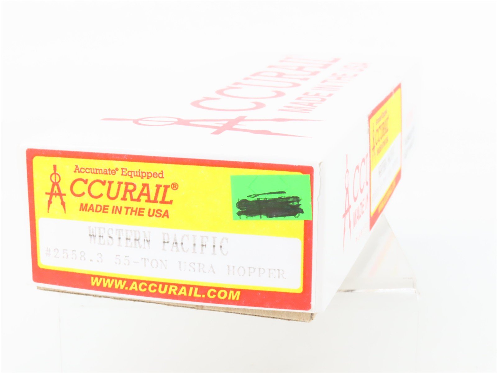 HO Scale Accurail Kit 2558.3 WP Western Pacific Railroad 2-Bay Hopper #10352