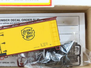 HO Scale Accurail Kit 4828 SSW Cotton Belt Route 40' Wood Reefer #50492