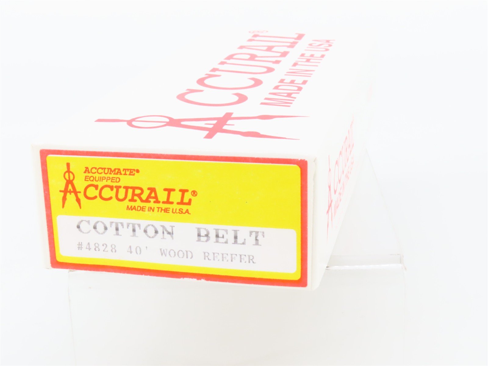 HO Scale Accurail Kit 4828 SSW Cotton Belt Route 40' Wood Reefer #50492