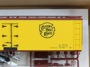 HO Scale Accurail Kit 4828 SSW Cotton Belt Route 40' Wood Reefer #50492