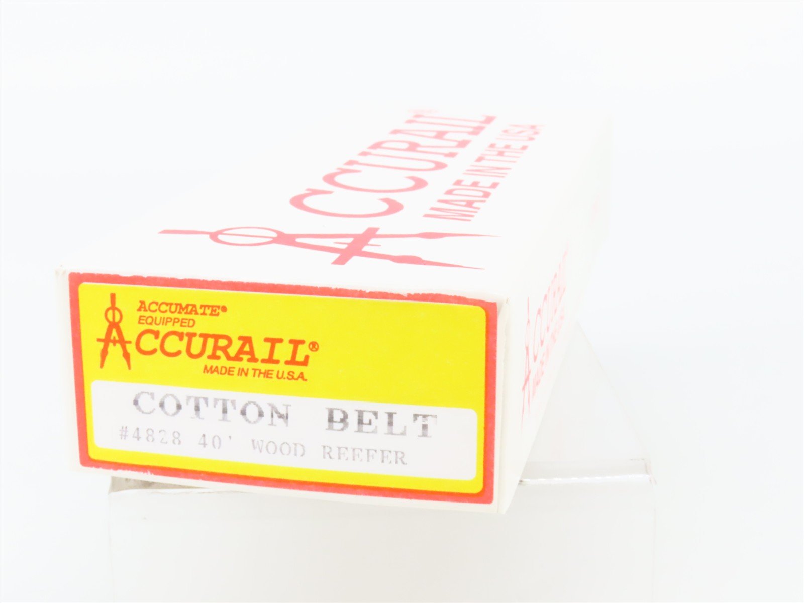 HO Scale Accurail Kit 4828 SSW Cotton Belt Route 40' Wood Reefer #50492