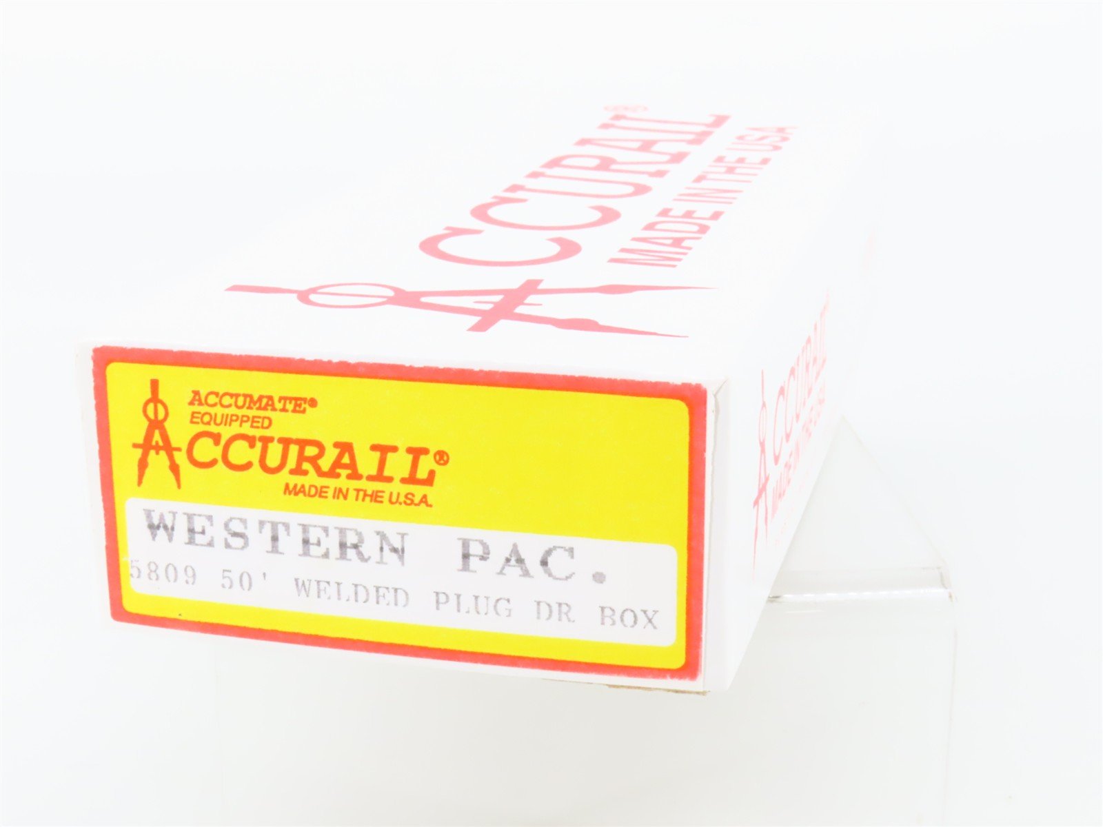 HO Scale Accurail Kit 5809 WP Western Pacific 50' Welded Plug Door Box Car 60428