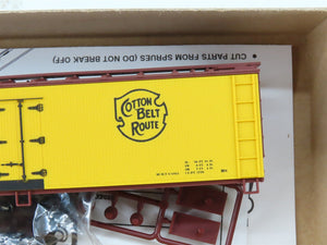 HO Scale Accurail Kit 4828 SSW Cotton Belt Route 40' Wood Reefer #50492