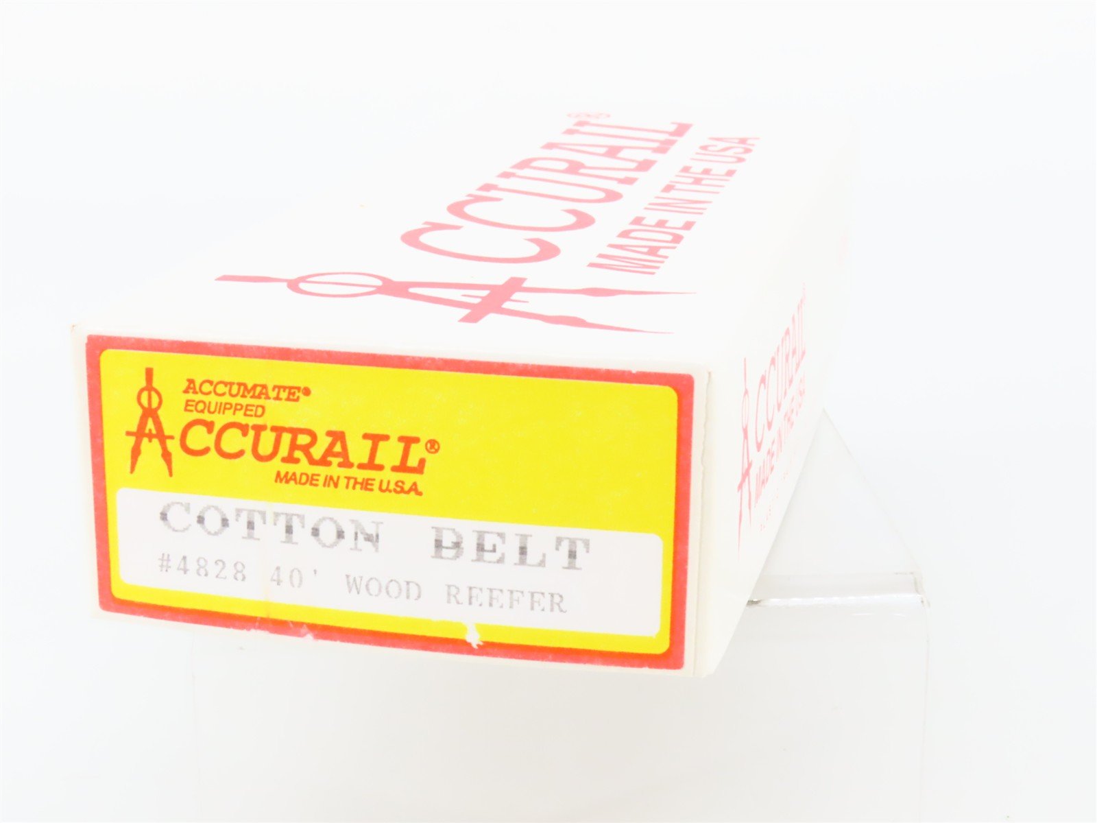 HO Scale Accurail Kit 4828 SSW Cotton Belt Route 40' Wood Reefer #50492