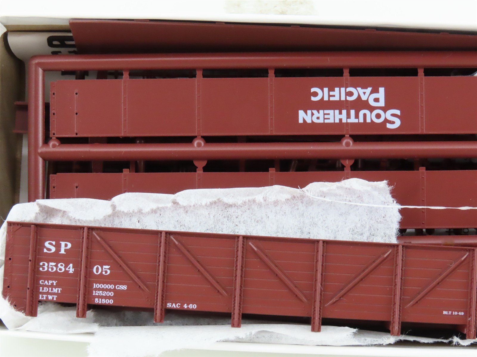 HO Red Caboose Kit RC-5180-7 SP Southern Pacific Drop Bottom Gondola #358405
