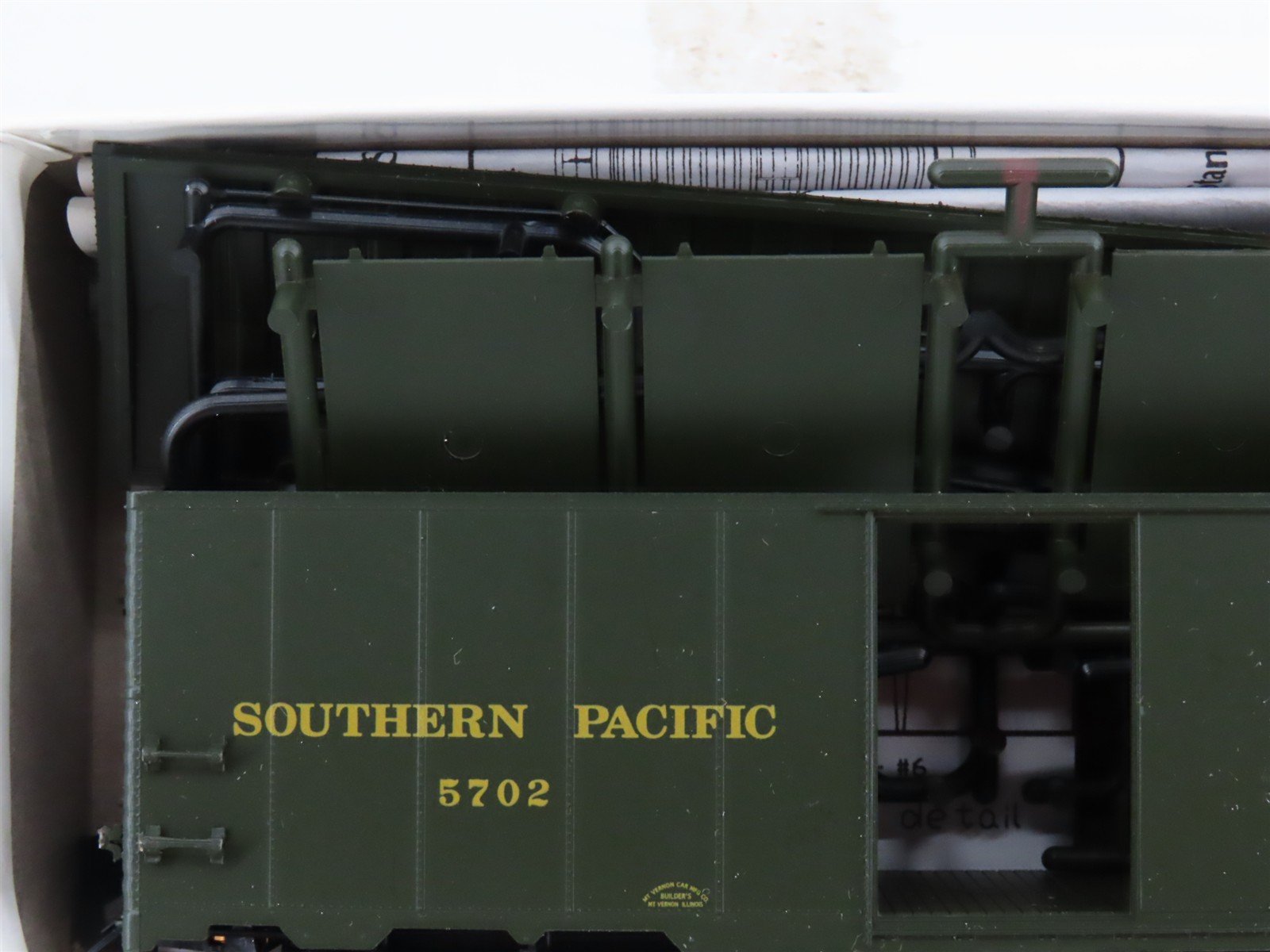 HO Scale Red Caboose Kit RC-8050-1 SP 40' Box Car #5702 - Partially Assembled