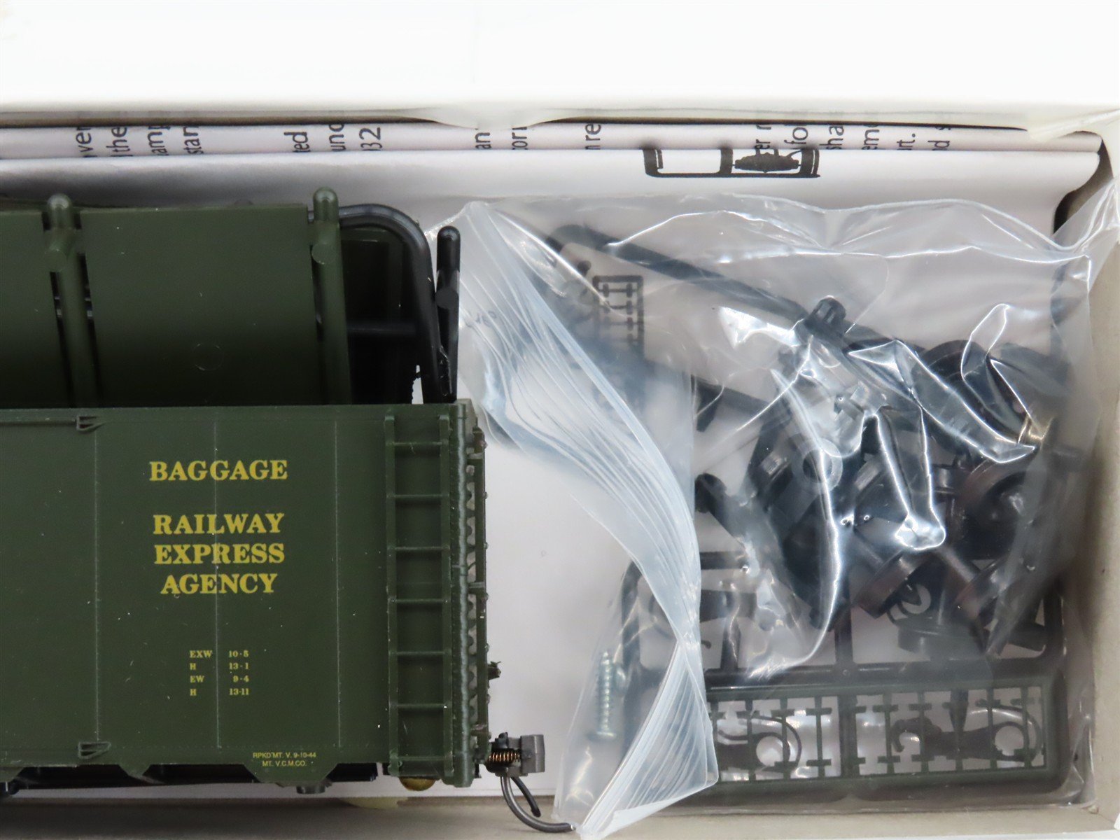HO Scale Red Caboose Kit RC-8050-1 SP 40' Box Car #5702 - Partially Assembled