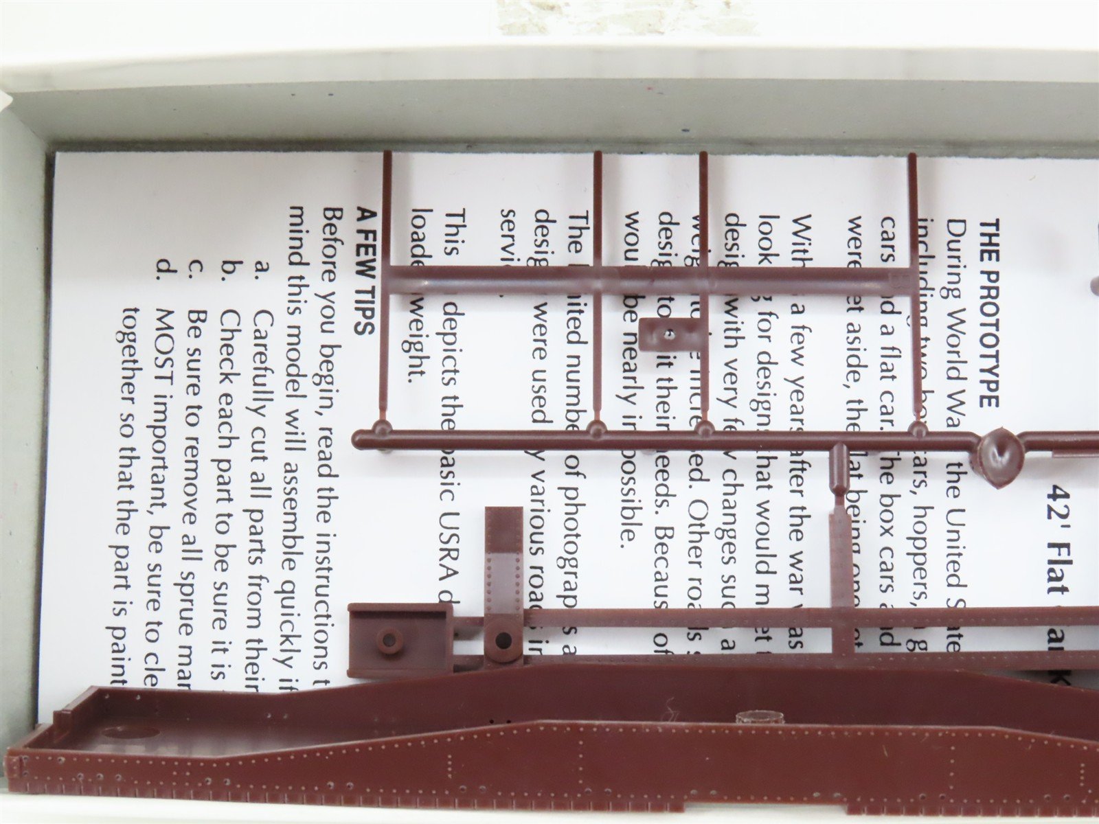 HO Scale Red Caboose Kit RC-2202 Undecorated 42' Flat Car