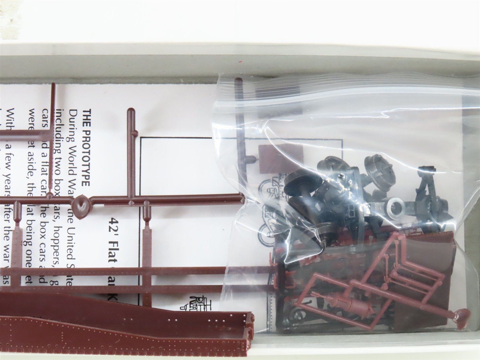 HO Scale Red Caboose Kit RC-2202 Undecorated 42' Flat Car
