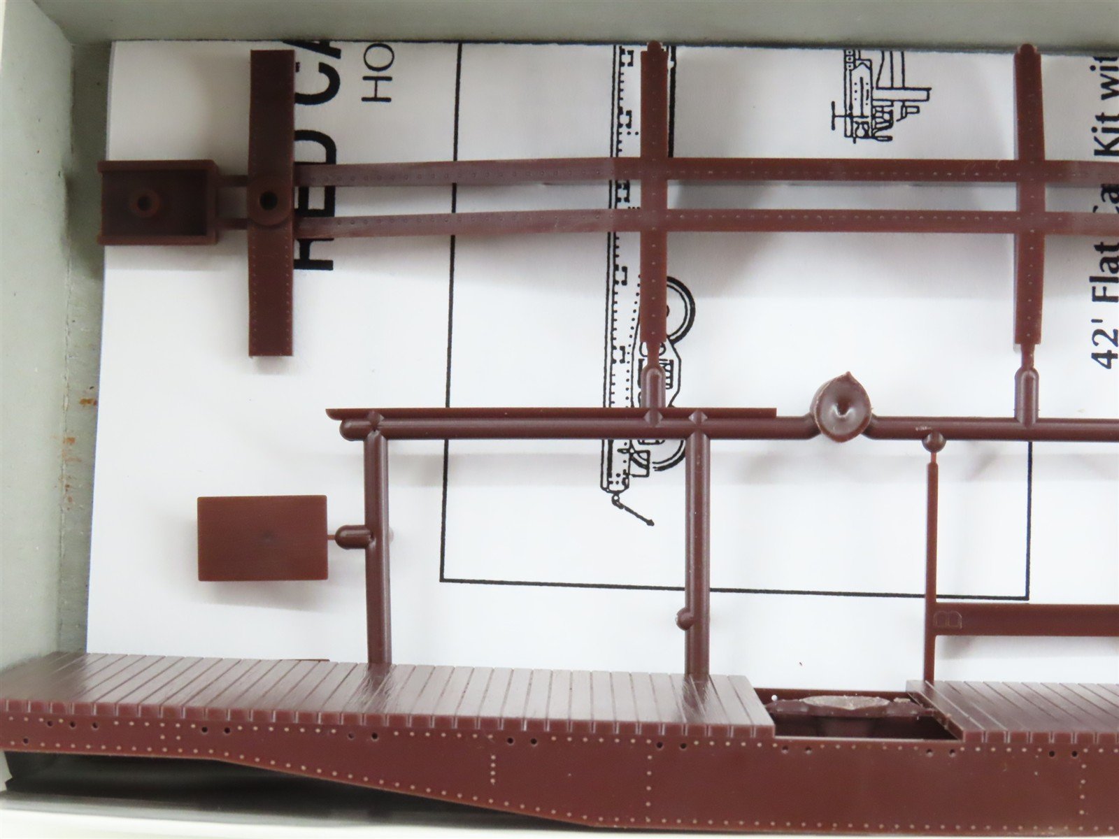 HO Scale Red Caboose Kit RC-2202 Undecorated 42' Flat Car