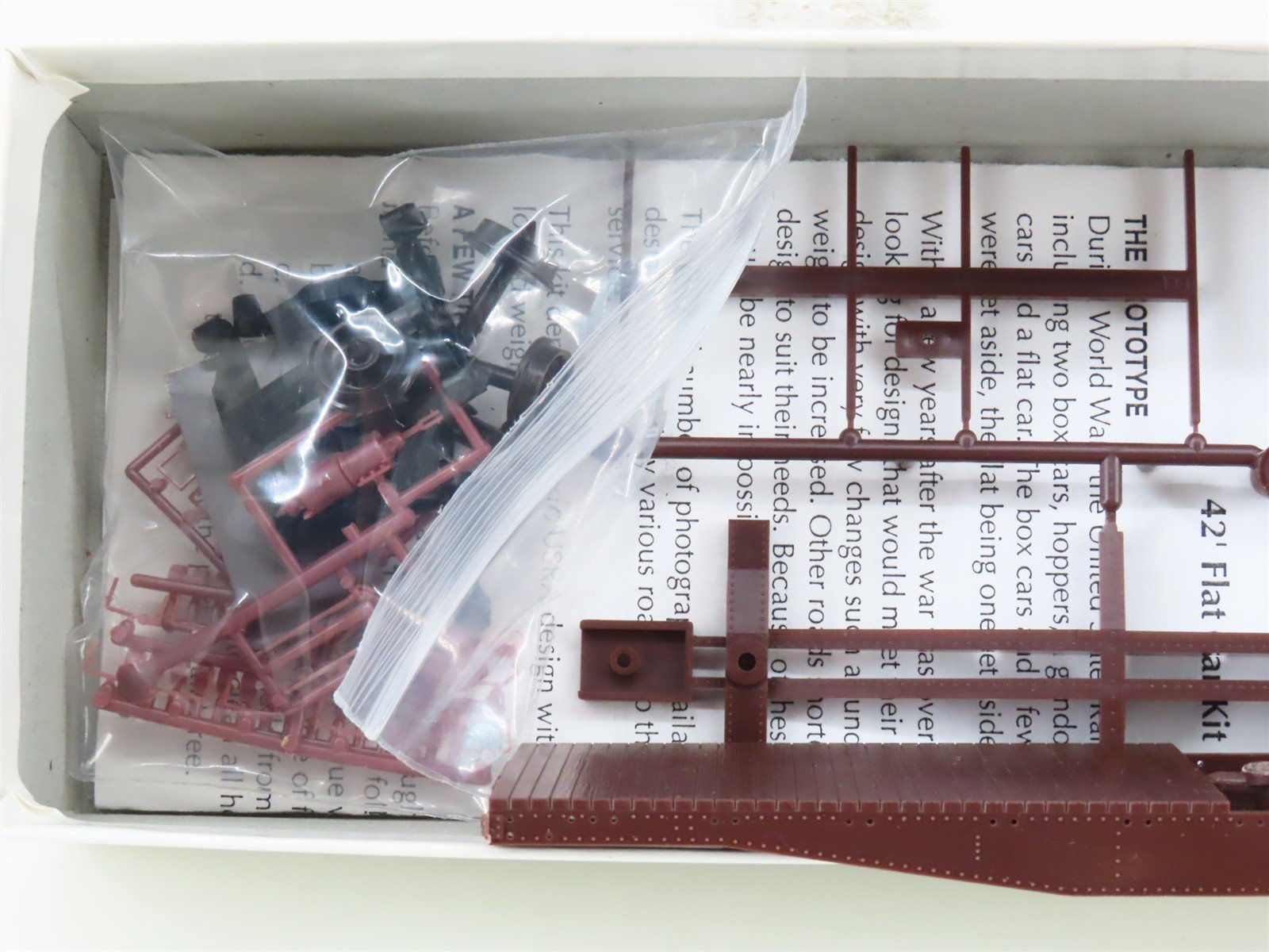 HO Scale Red Caboose Kit RC-2202 Undecorated 42' Flat Car