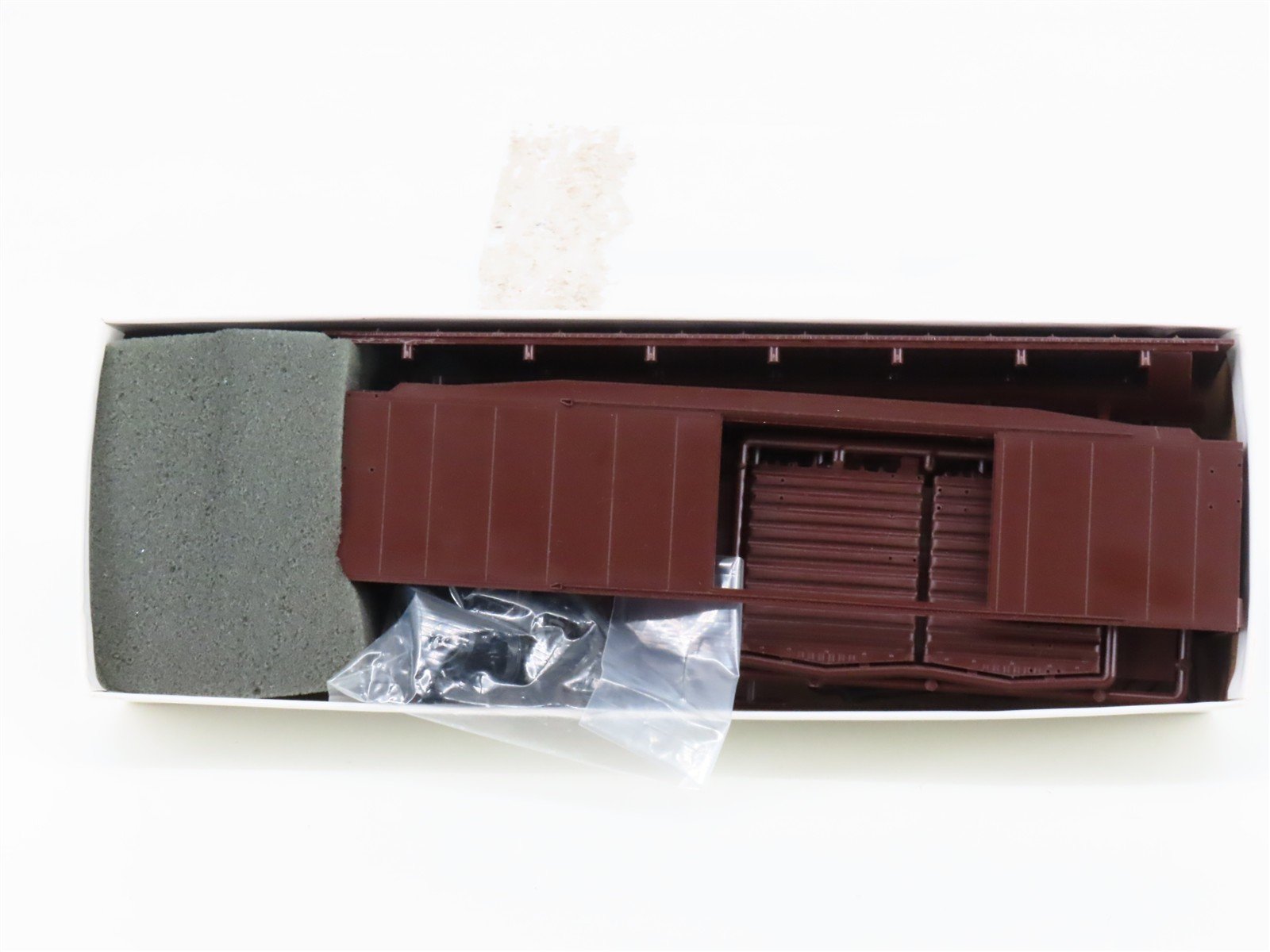 HO Scale InterMountain Kit Undecorated 50' Double Door Box Car