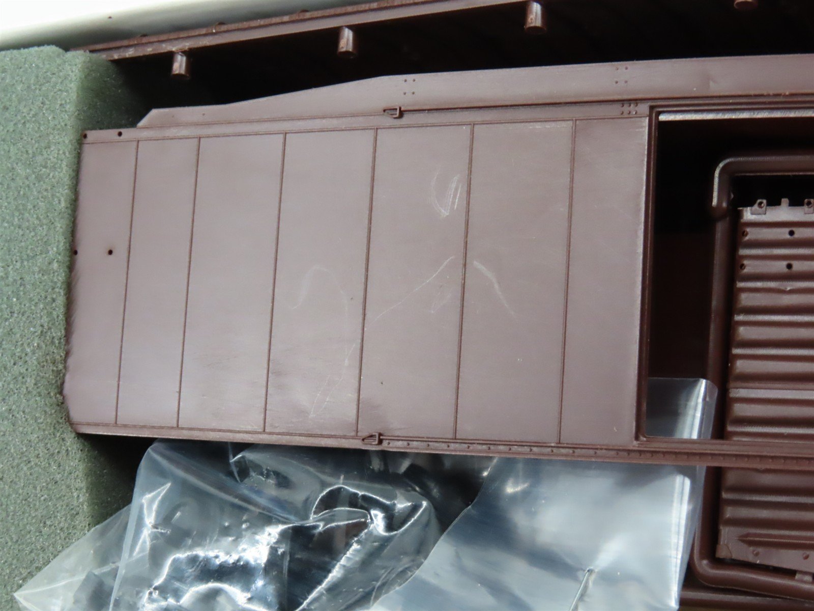 HO Scale InterMountain Kit Undecorated 50' Double Door Box Car