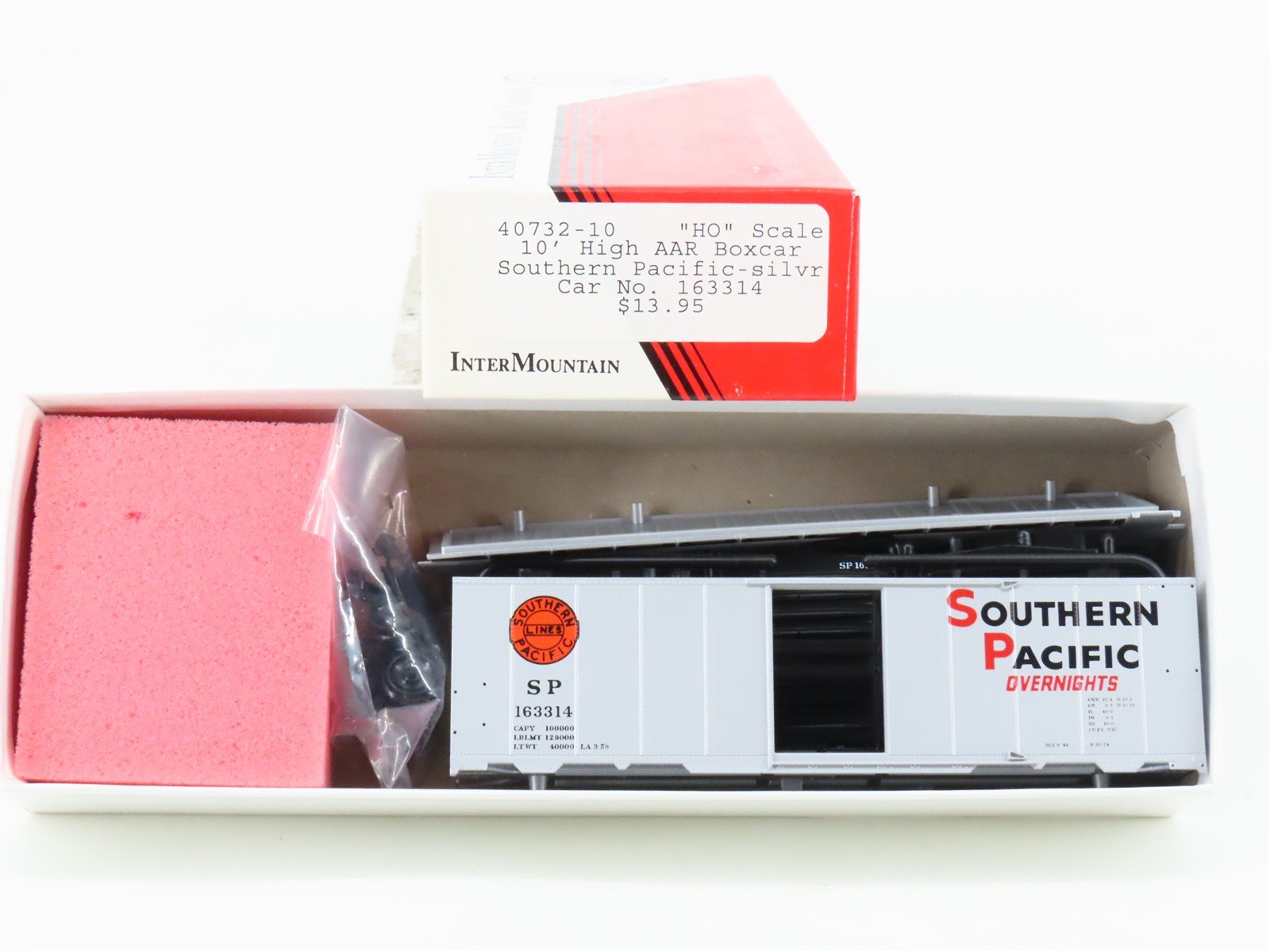 HO InterMountain Kit 40732-10 SP Southern Pacific Overnights Box Car #163314