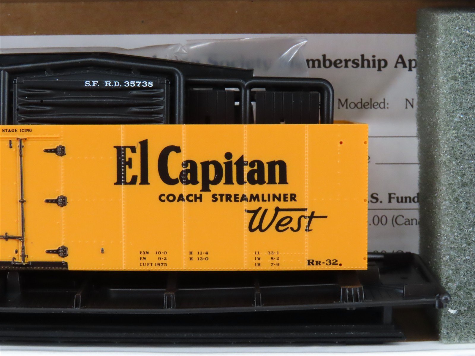 HO Scale InterMountain Kit 41102-17 SFRD Santa Fe El Capitan Reefer #35738