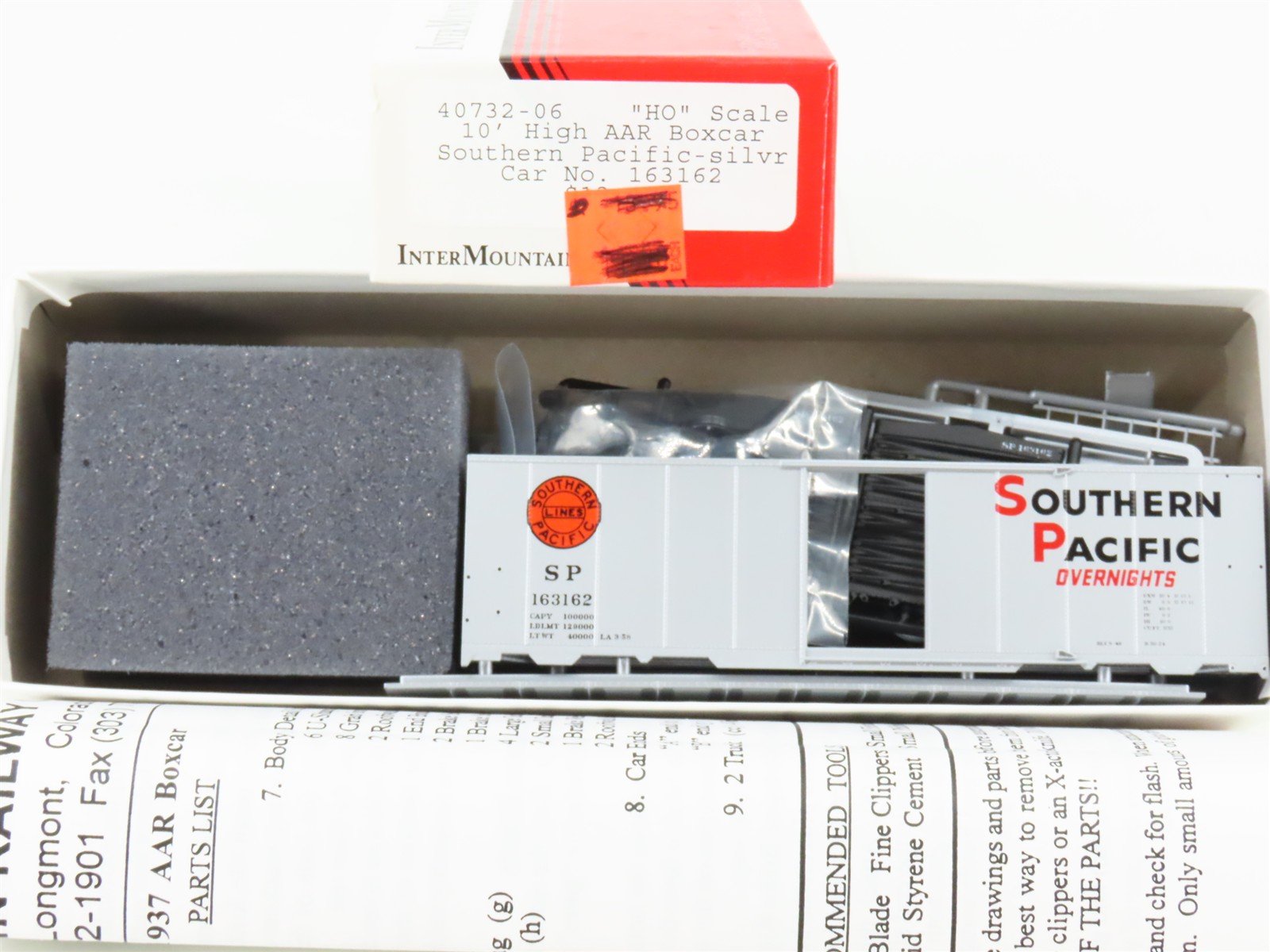 HO InterMountain Kit 40732-06 SP Southern Pacific Overnights Box Car #163162
