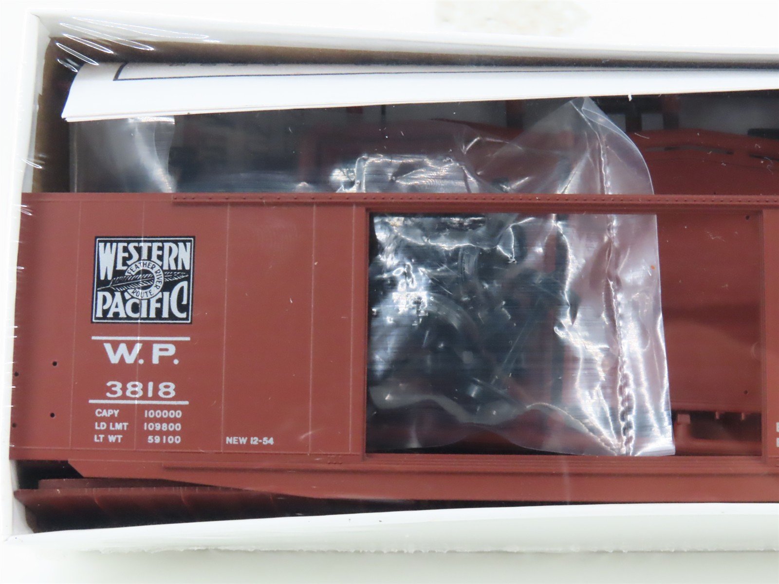 HO Scale InterMountain Kit 40603-12 WP Western Pacific Box Car #3818 - Sealed