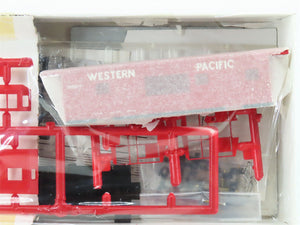 HO Walthers Kit 932-4359 WP Western Pacific Bay Window Caboose #478 - Sealed