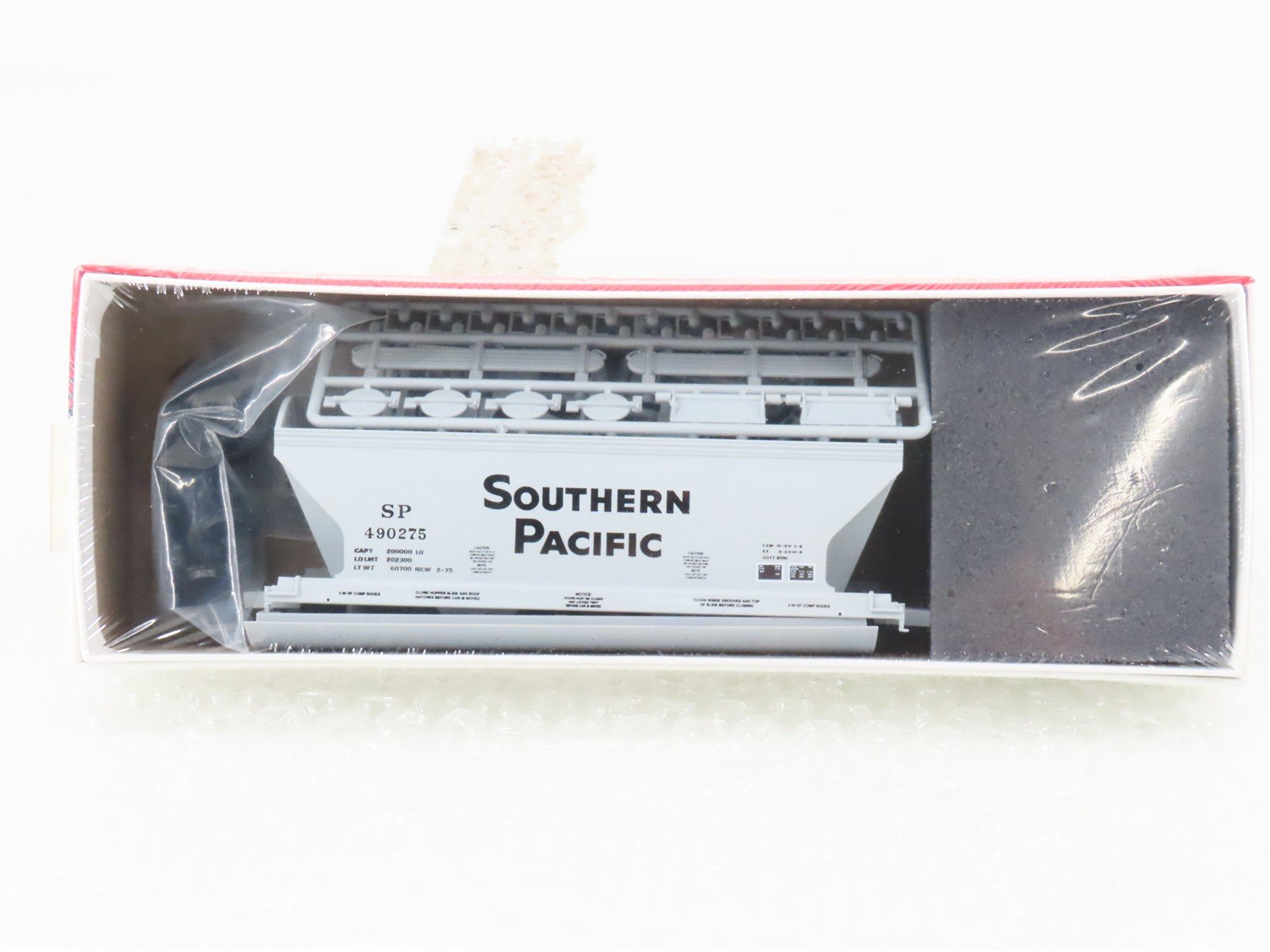 HO InterMountain Kit 41511-06 SP Southern Pacific 2-Bay Hopper #490275 - Sealed