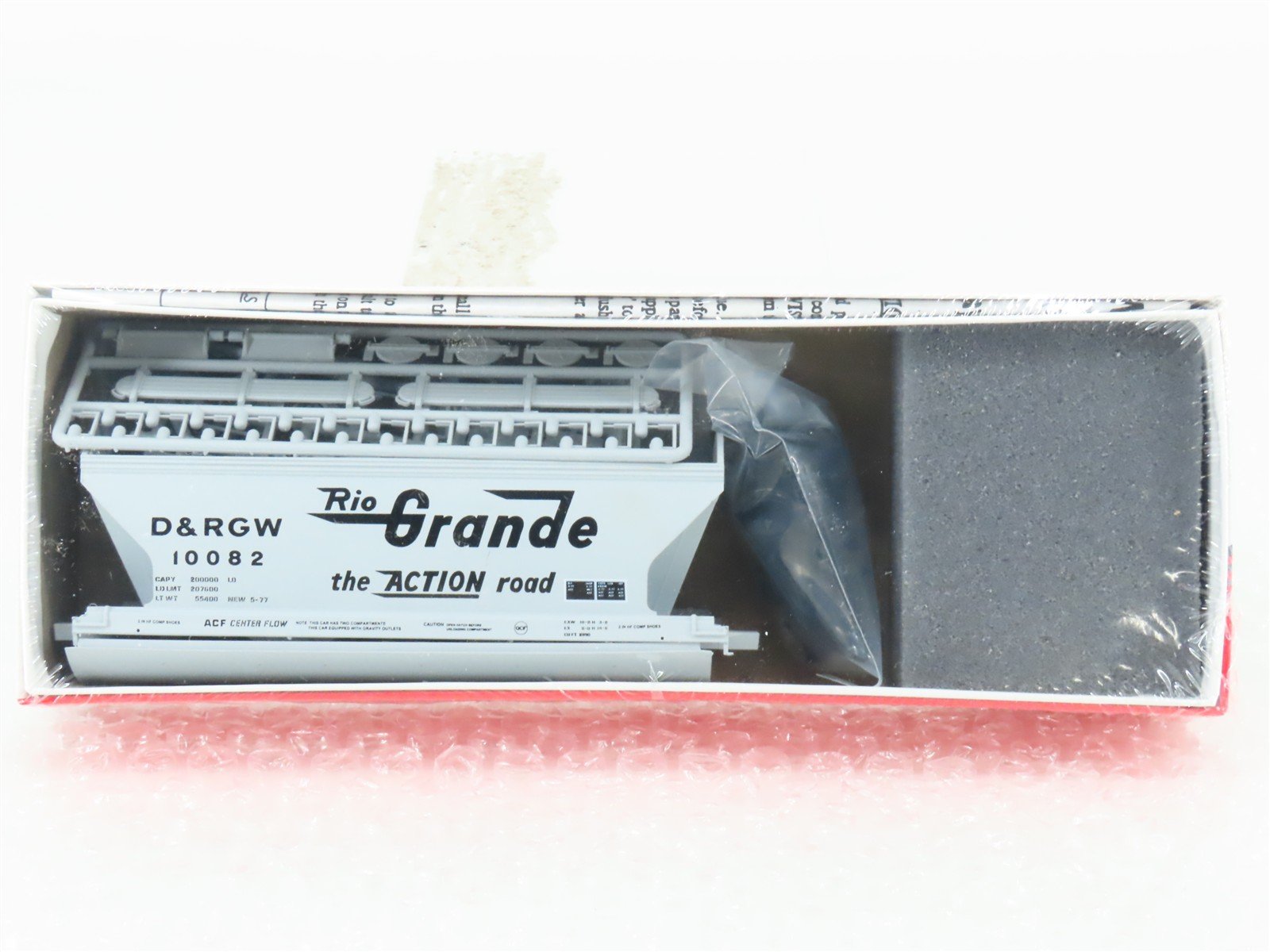 HO Scale InterMountain Kit 41504-15 D&RGW Rio Grande 2-Bay Hopper #10082 -Sealed