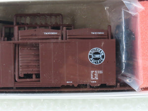 HO InterMountain Kit 41014-10 SP Southern Pacific 40' Box Car #56941 - Sealed