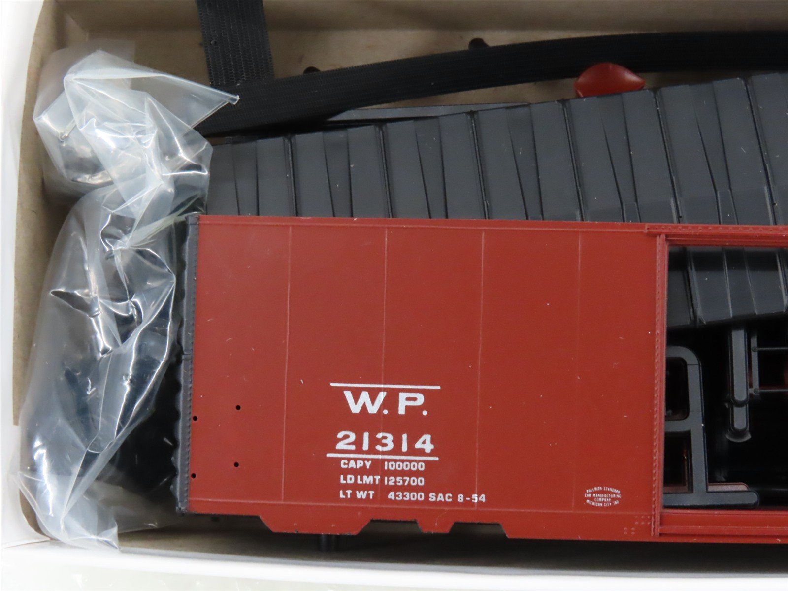 HO Scale InterMountain Kit 40471-10 WP Western Pacific 40' Box Car #21314