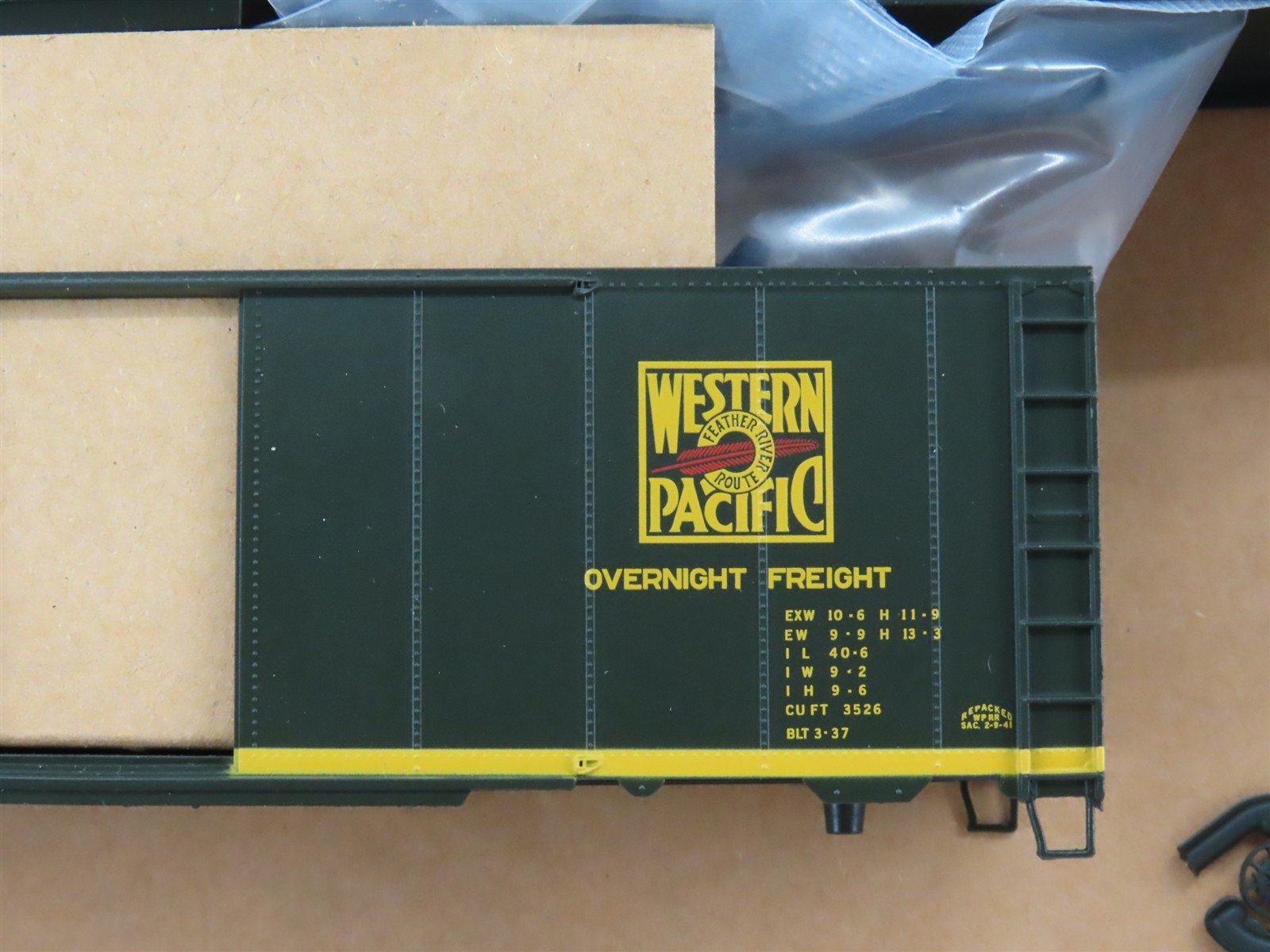 HO Scale Atlas Trainman Kit 20006263 WP Western Pacific 40' Box Car #220194