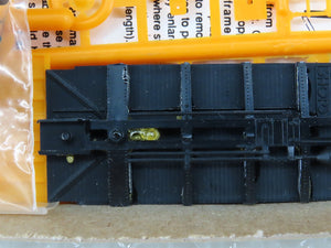 HO Scale C&BT Shops Kit 4501 GN Great Northern Single Door Box Car #19038