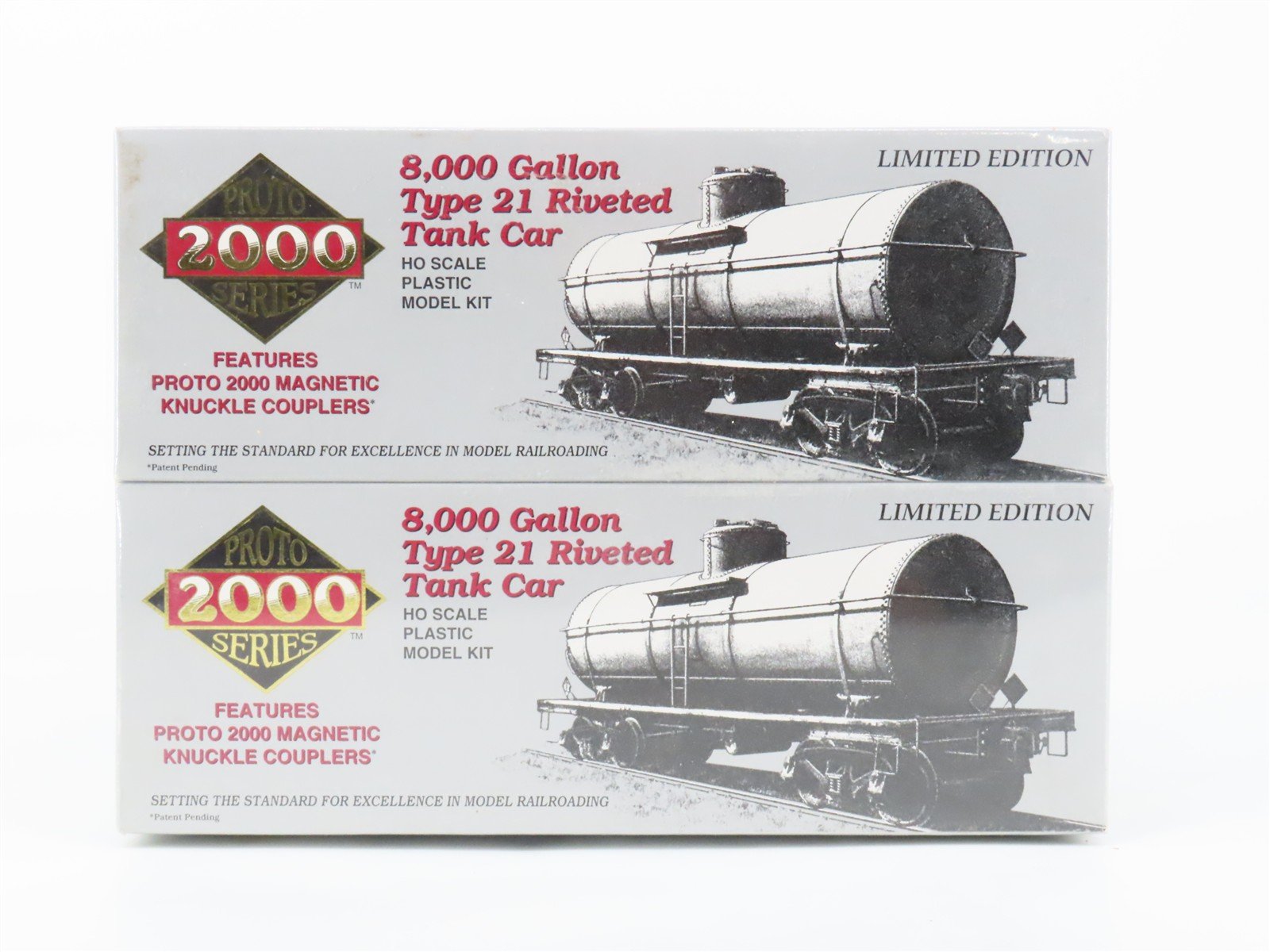 HO PROTO 2000 Kit 21284 SCCX Shell Oil Co. Single Dome Tank Car 4-Pack Sealed