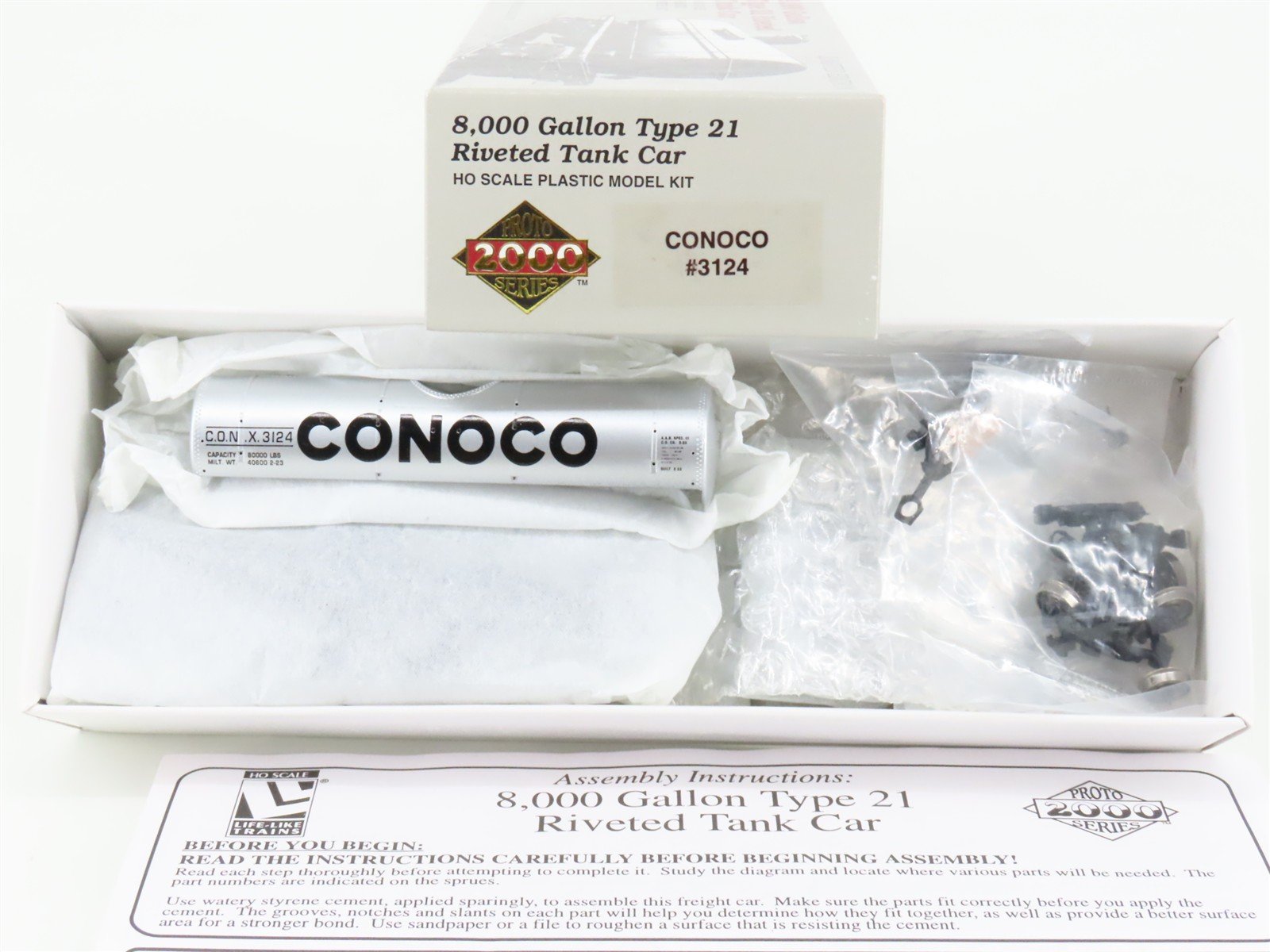 HO Scale PROTO 2000 Kit CONX Conoco 8,000 Gallon Single Dome Tank Car #3124