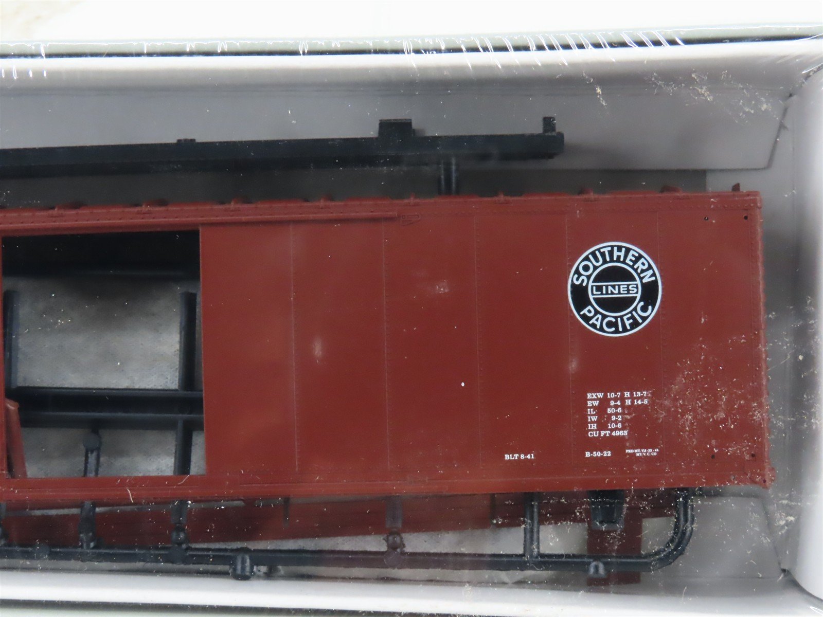 HO PROTO 2000 Kit SP Southern Pacific 50' Single Door Box Car #81721 - Sealed