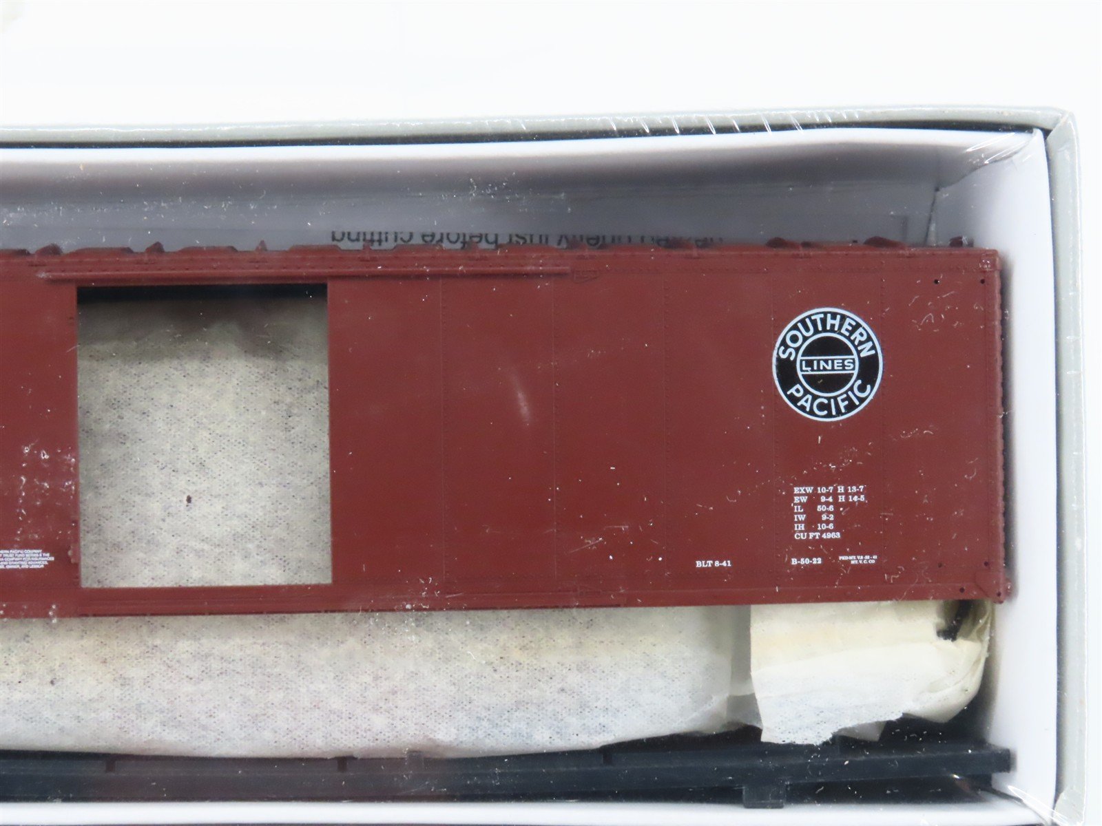 HO PROTO 2000 Kit SP Southern Pacific 50' Single Door Box Car #81989 - Sealed
