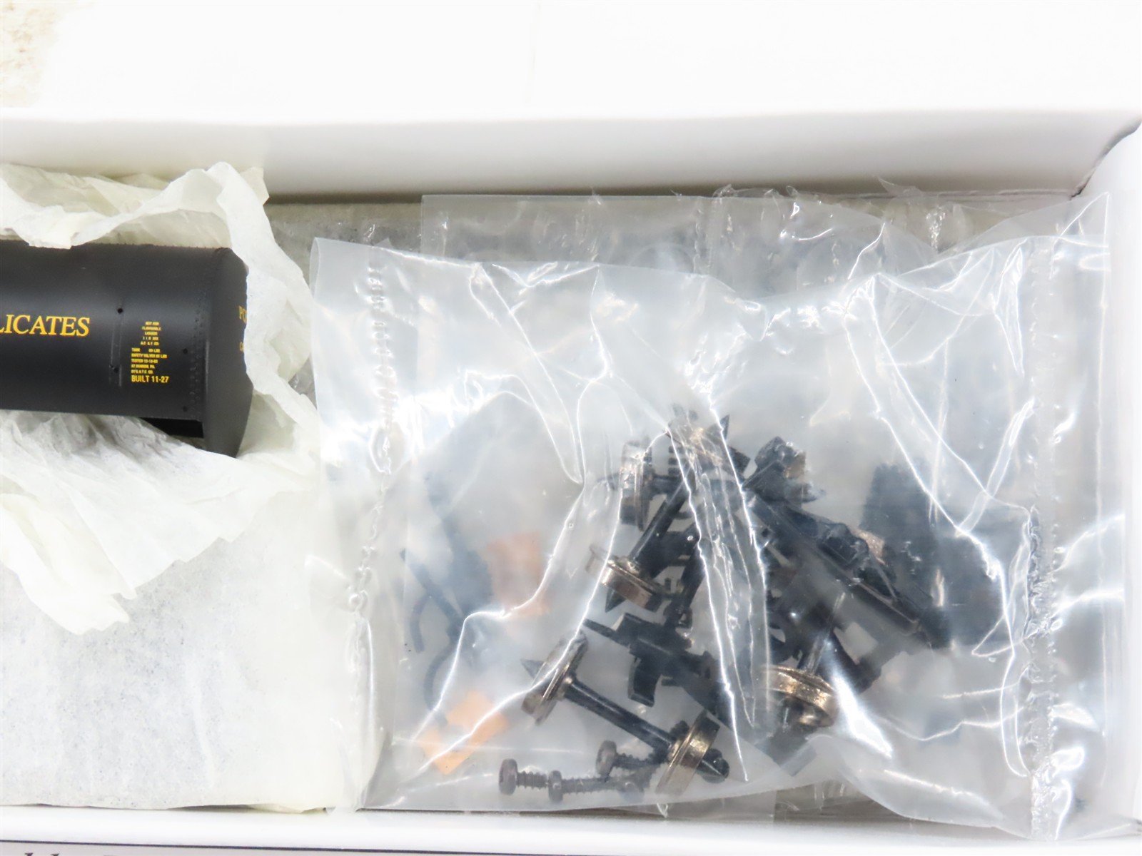 HO Scale PROTO 2000 Kit PQX Philadelphia Quartz Co. 8,000 Gallon Tank Car #517