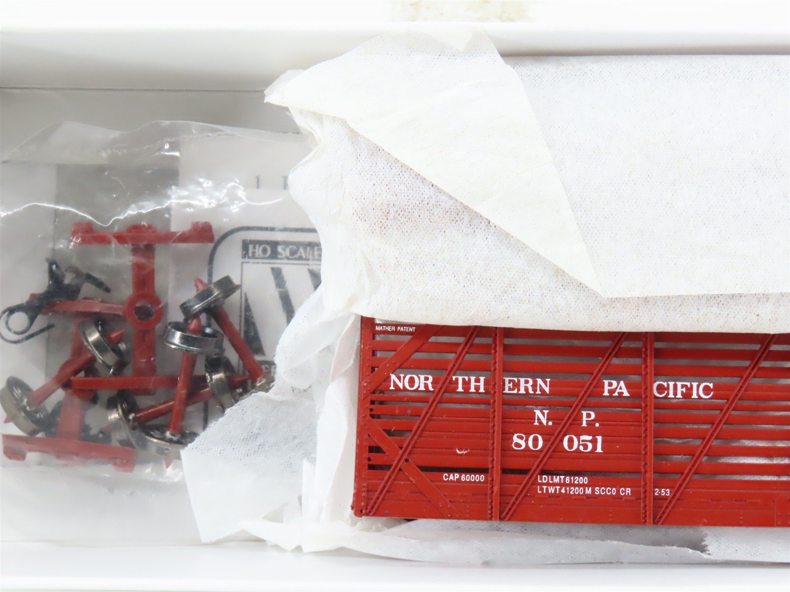 HO PROTO 2000 Kit 21390 NP Northern Pacific 40' Double Deck Stock Car #80051