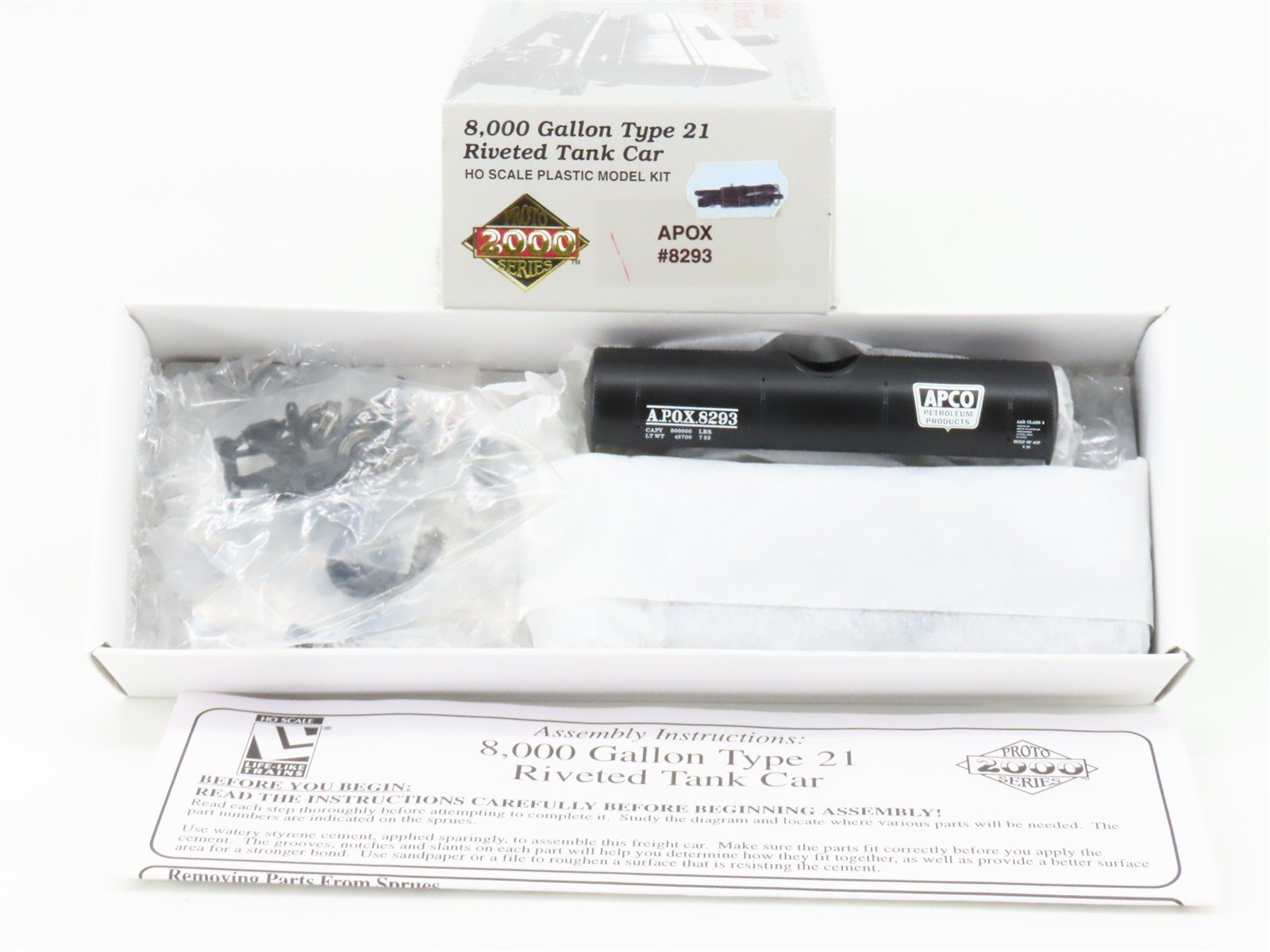HO Scale PROTO 2000 Kit APOX APCO 8,000 Gallon Single Dome Tank Car #8293
