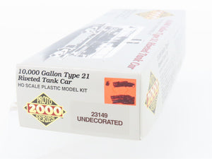 HO Scale PROTO 2000 Kit 23149 Undecorated 10,000 Gallon Single Dome Tank Car