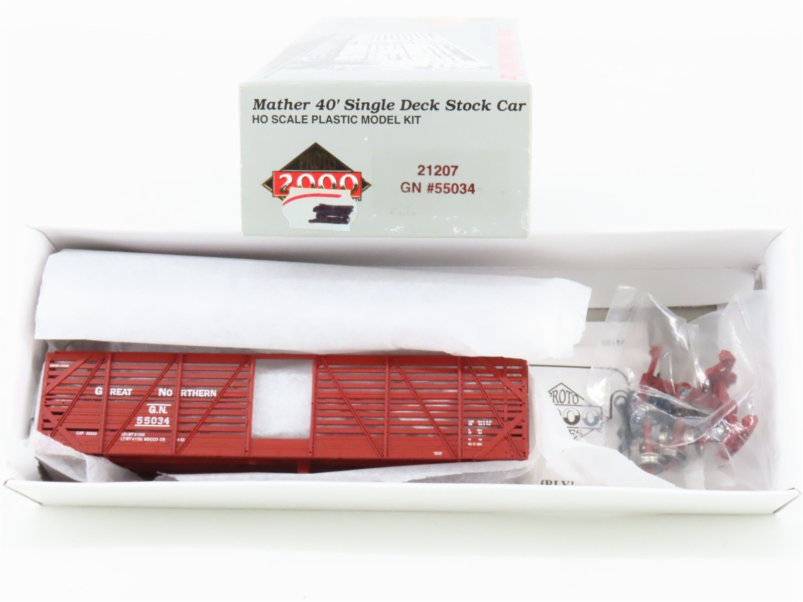 HO Scale PROTO 2000 Kit 21207 GN Great Northern 40' Single Deck Stock Car #55034