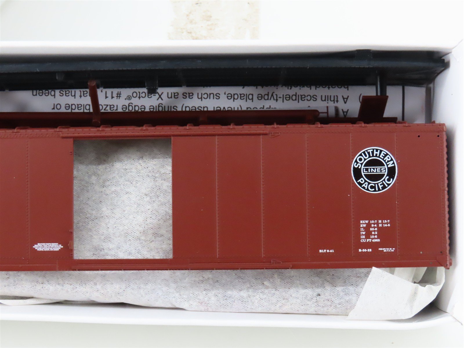 HO Scale PROTO 2000 Kit SP Southern Pacific 50' Single Door Box Car #81721