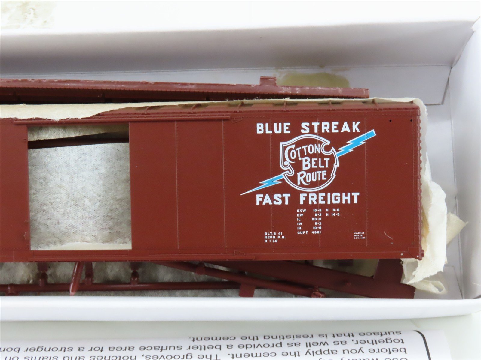 HO Scale PROTO 2000 Kit 21980 SSW Cotton Belt 50' Single Door Box Car #20010