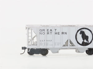 HO Scale Bowser 55680 GN Great Northern 2-Bay Covered Hopper #71117 -Upgraded
