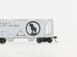 HO Scale Bowser 55680 GN Great Northern 2-Bay Covered Hopper #71117 -Upgraded